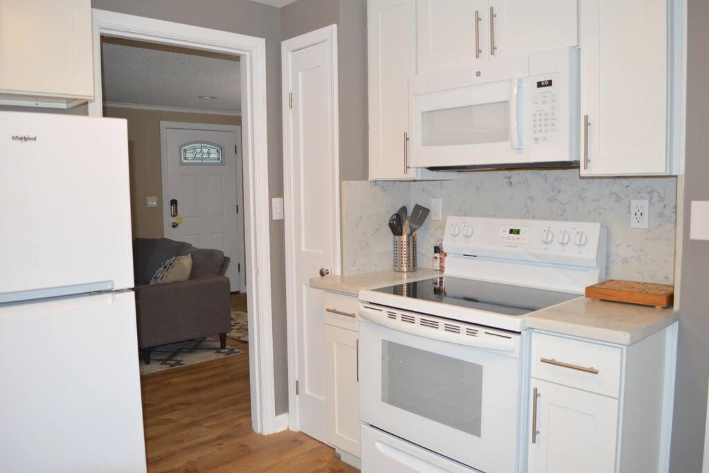 Cozy Crown Hill Carkeek Cottage W/3 Beds, Full Kitchen & Backyard In North 西雅图 外观 照片