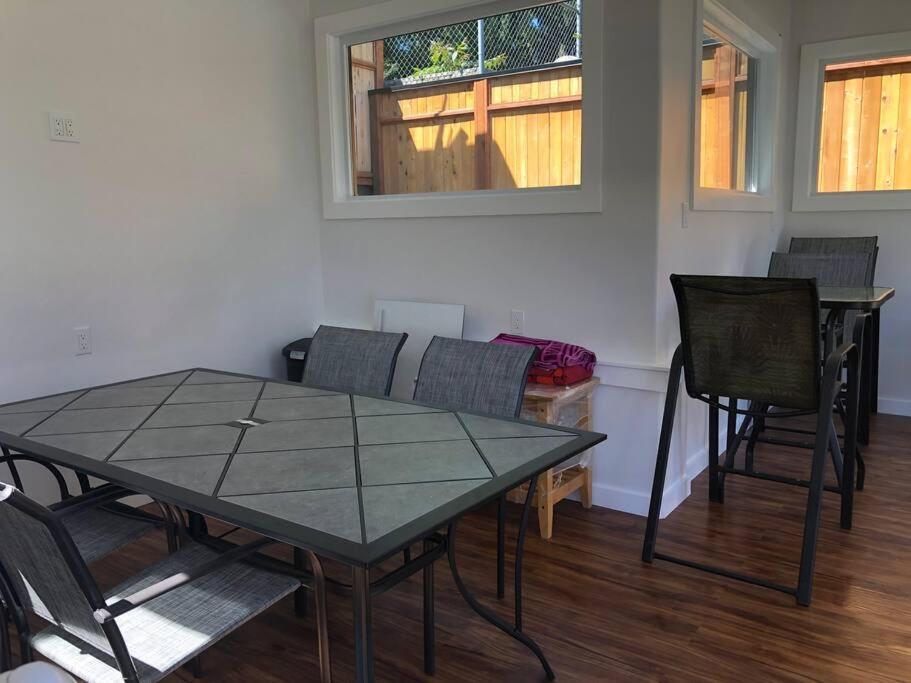 Cozy Crown Hill Carkeek Cottage W/3 Beds, Full Kitchen & Backyard In North 西雅图 外观 照片